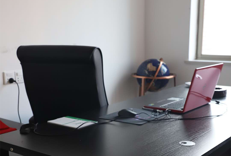 辦公室環(huán)境 辦公室環(huán)境