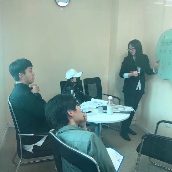 授課現(xiàn)場 授課現(xiàn)場