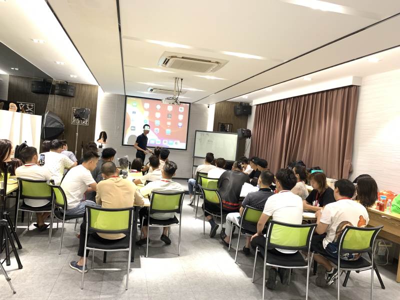 上课场景 上课场景