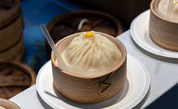 南京特色小吃蟹黄汤包