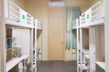 标准四人间宿舍