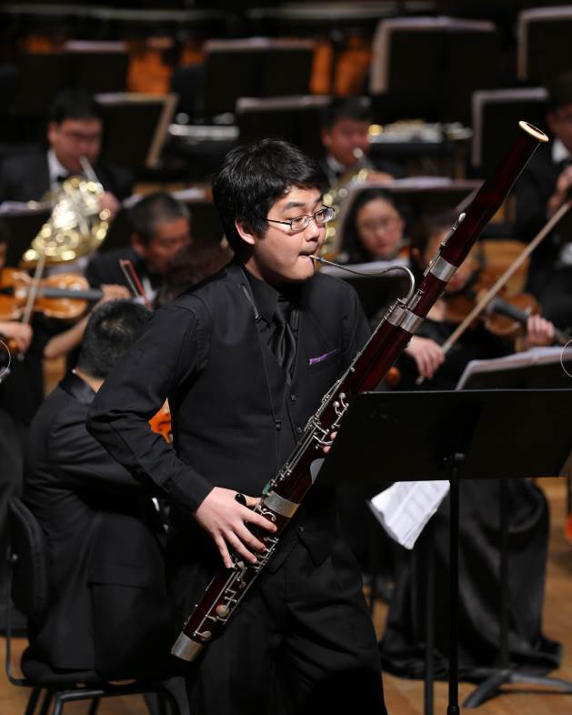 萨克斯老师-谢文