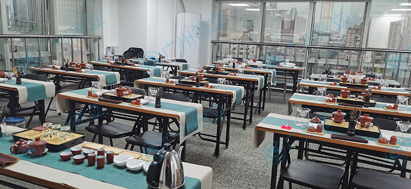 學(xué)校環(huán)境