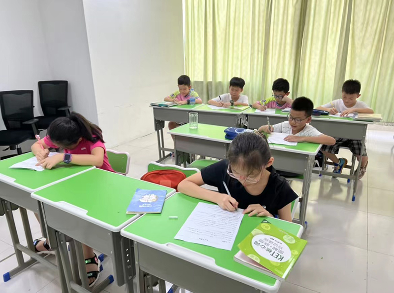 龍歸社區(qū)KET教學(xué)場景 龍歸社區(qū)KET教學(xué)場景