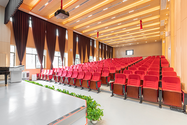 階梯教室 階梯教室