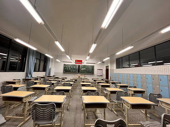 課室