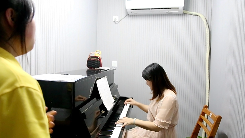 乐湘君 声乐老师课堂 乐湘君 声乐老师课堂