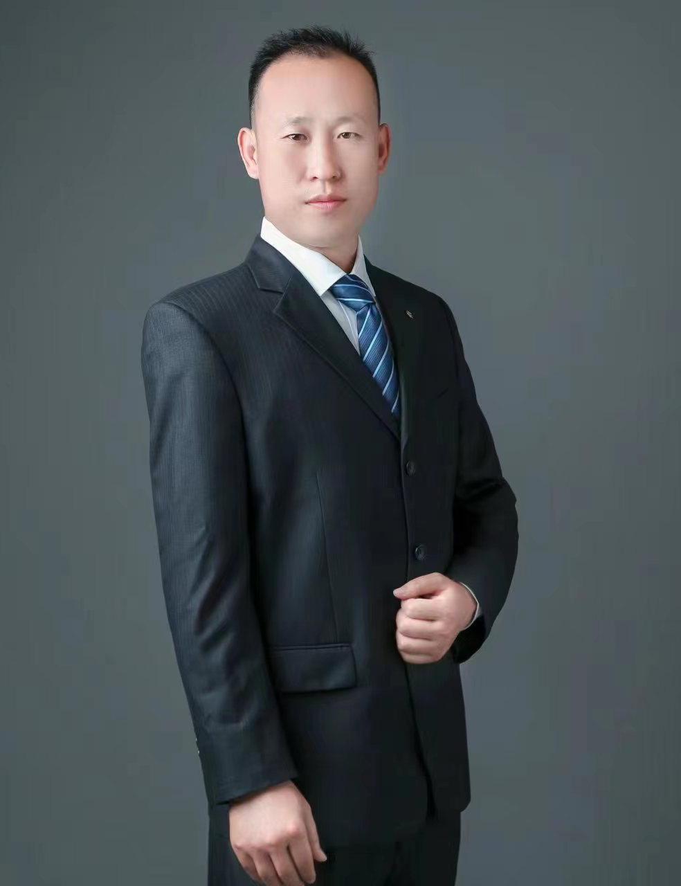 执行校长 史敬德 物理老师 执行校长 史敬德 物理老师