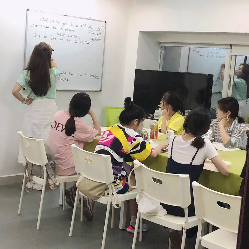 授課現(xiàn)場(chǎng)