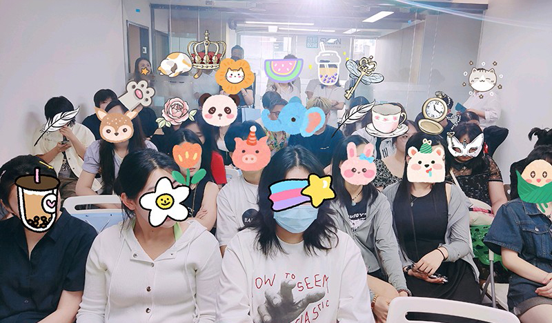 西安棲辰師生關(guān)系怎么樣？會舉辦師生活動嗎？