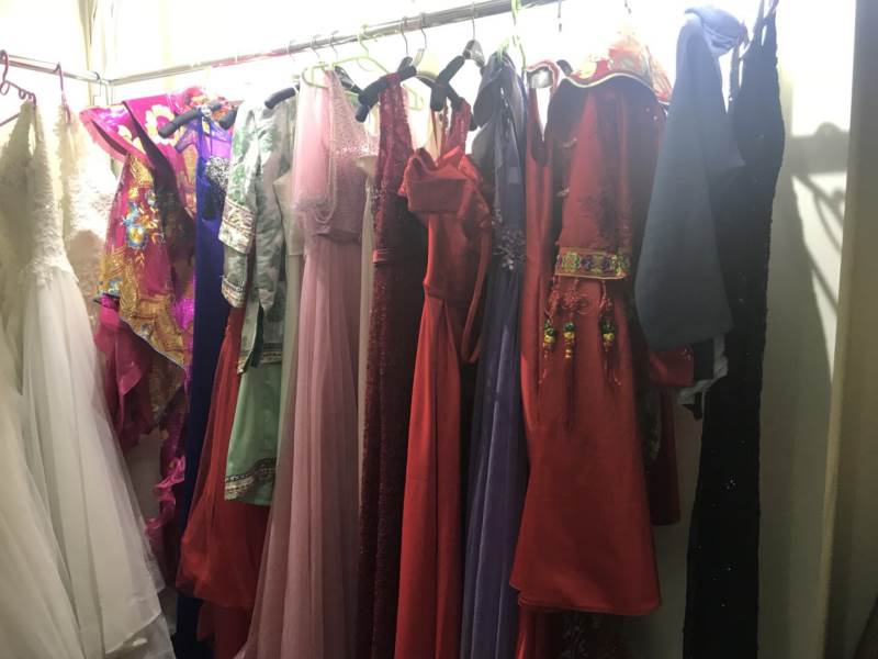 服装展示区 服装展示区