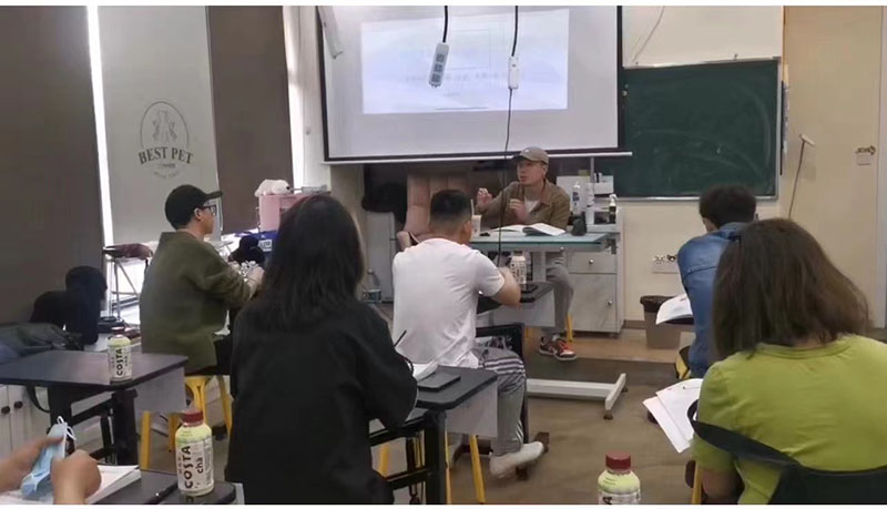 学员上课场景 学员上课场景