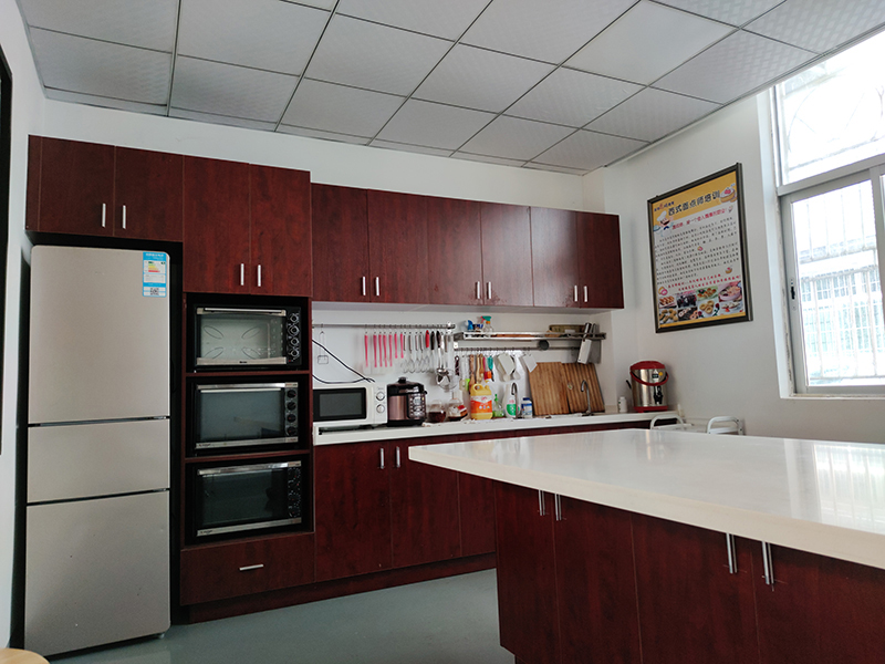 學(xué)校環(huán)境