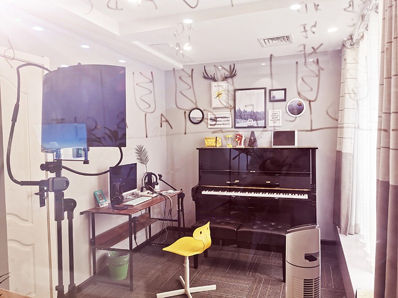 钢琴房 钢琴房