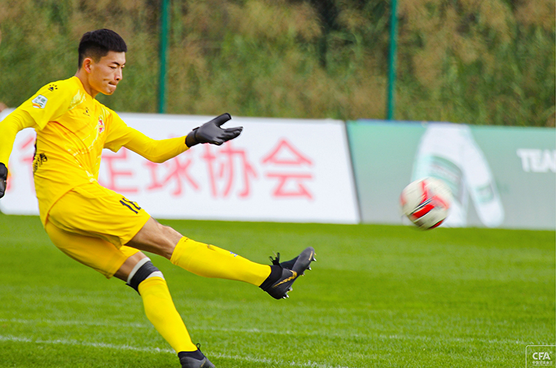 教练组守门员 邓子豪 教练组守门员 邓子豪