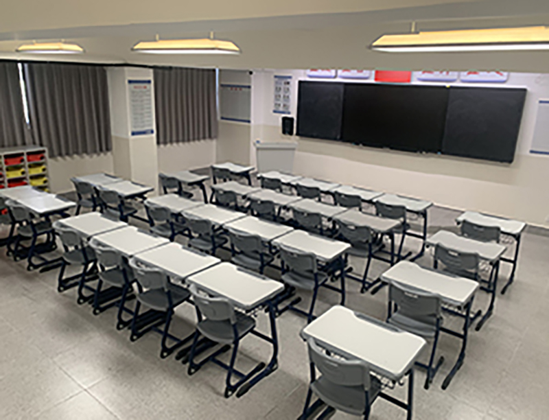 課室