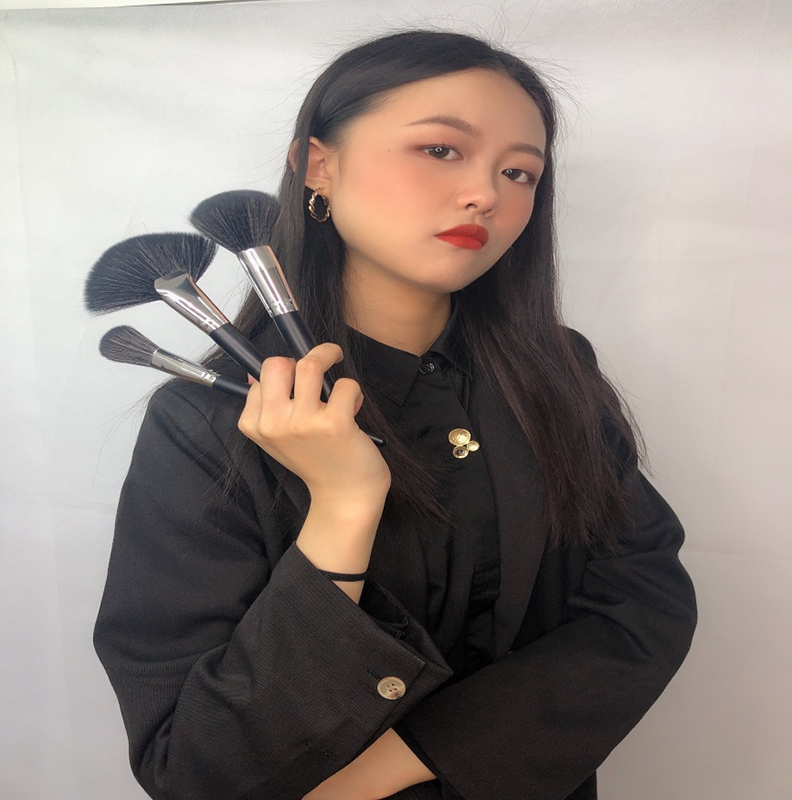 Shelly老师 Shelly老师