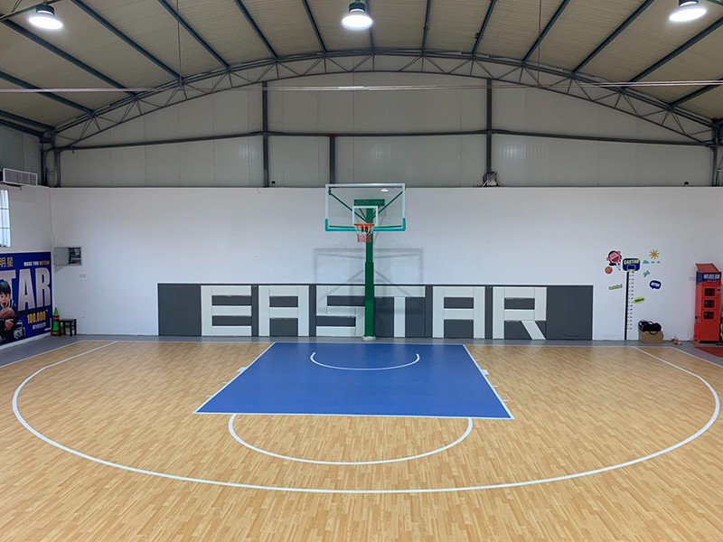 訓(xùn)練場(chǎng)地 訓(xùn)練場(chǎng)地