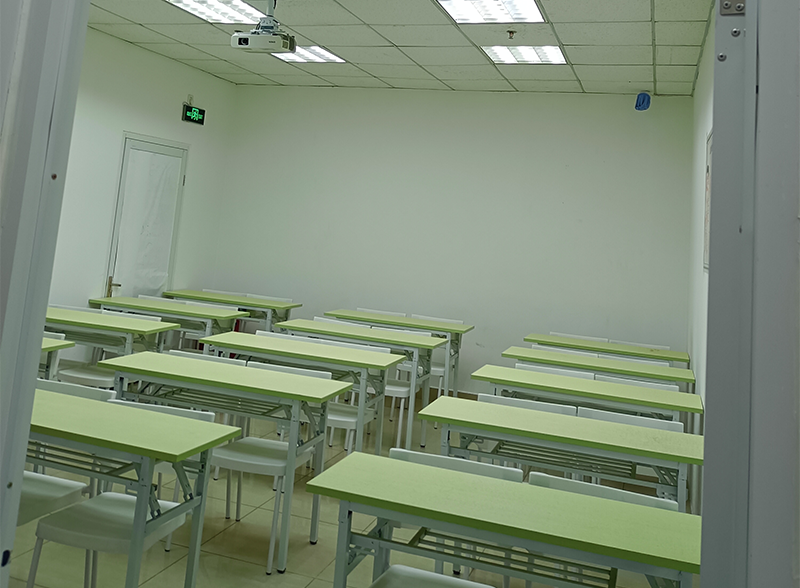 機構(gòu)環(huán)境