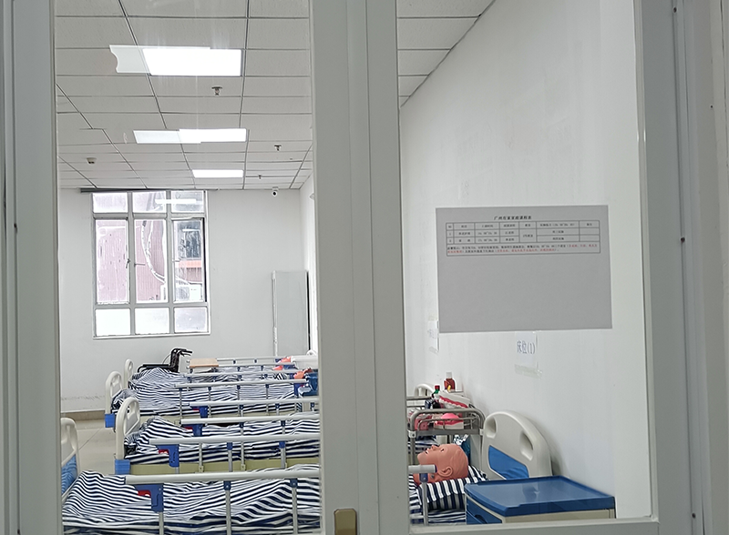 機構(gòu)環(huán)境