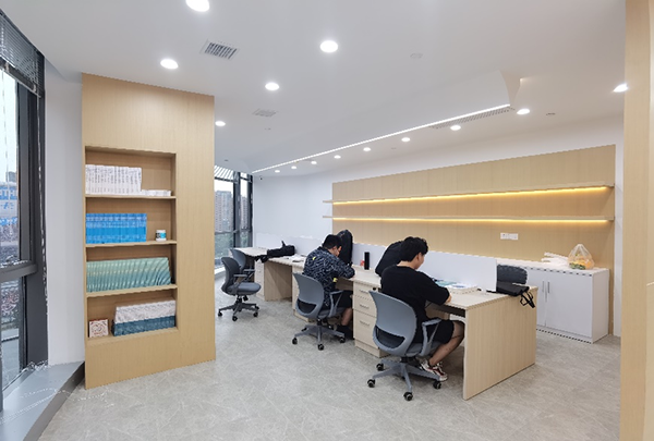 辦公區(qū)