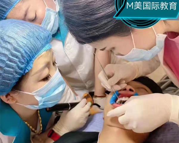 教學(xué)現(xiàn)場 教學(xué)現(xiàn)場