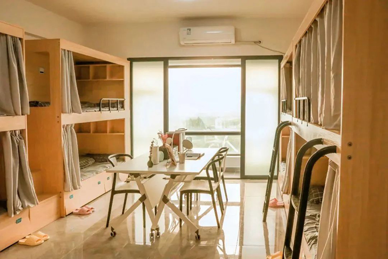 學(xué)校環(huán)境