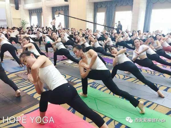 培訓(xùn)現(xiàn)場(chǎng) 培訓(xùn)現(xiàn)場(chǎng)