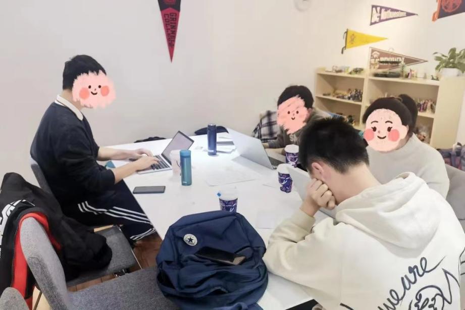 咨询现场 咨询现场
