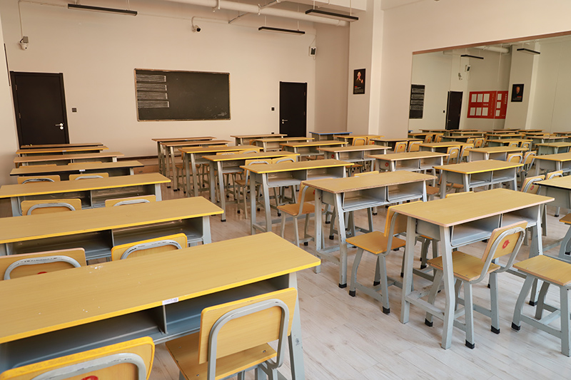 课室