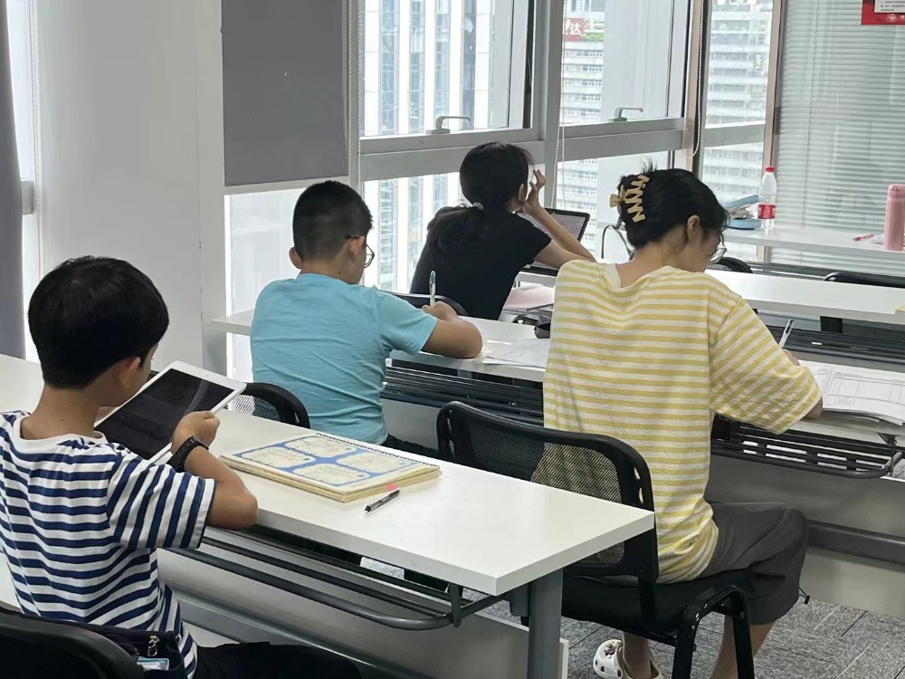 b84ab95f433b0c805bb3fd176eeed02