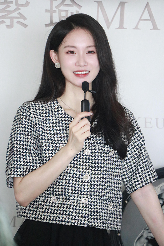 吳紫瑜老師 吳紫瑜老師