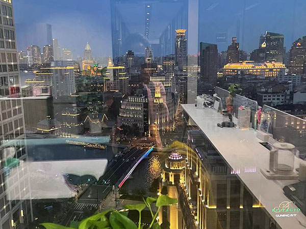 窗外景色 窗外景色