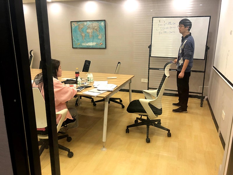 咨询现场 咨询现场