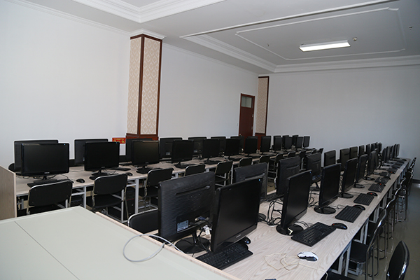 學(xué)校環(huán)境