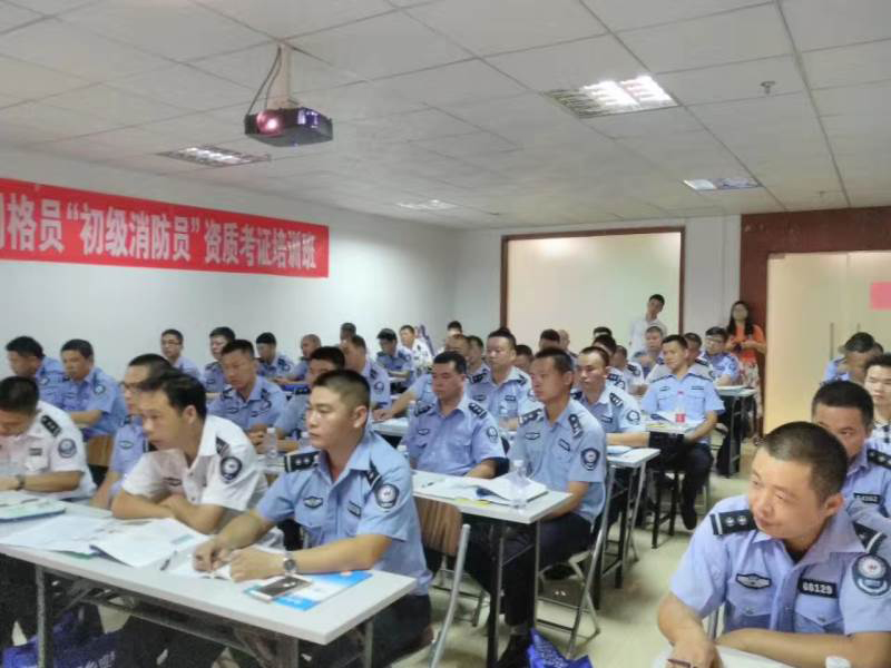 學(xué)員風(fēng)采+教學(xué)現(xiàn)場