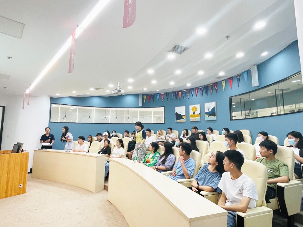 讲座现场 讲座现场