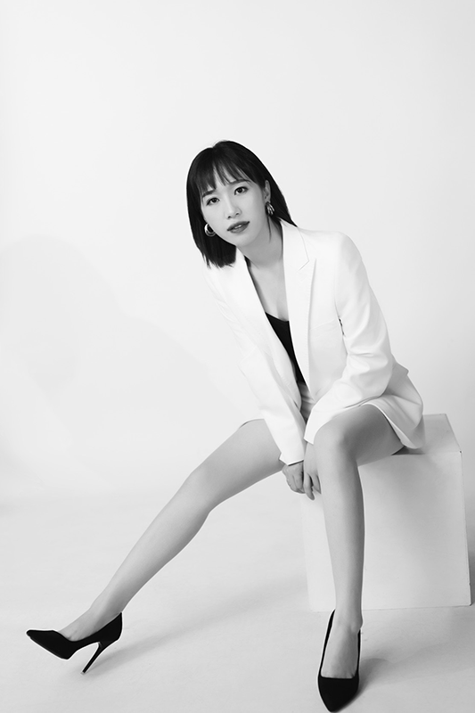 英文姓名：Rihanna