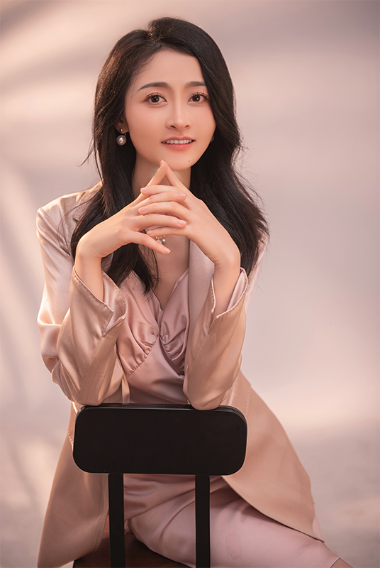 英文姓名：Marlyn