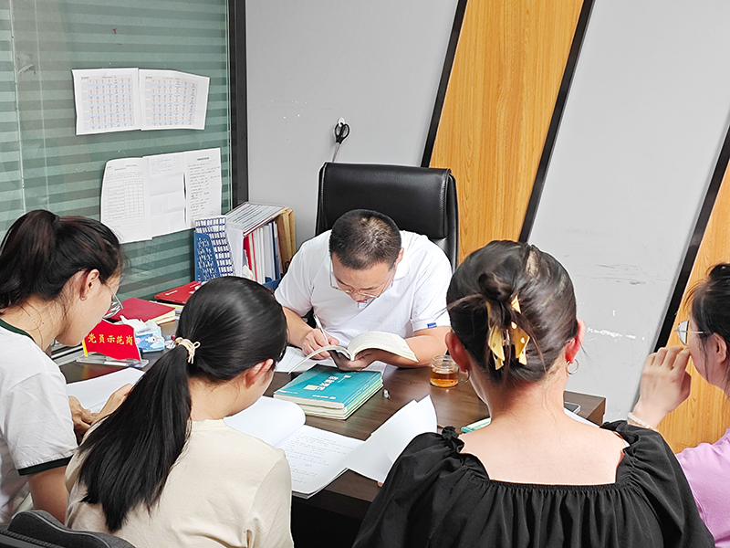 指導(dǎo)現(xiàn)場