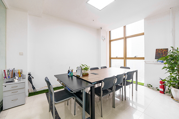 教室環(huán)境 教室環(huán)境