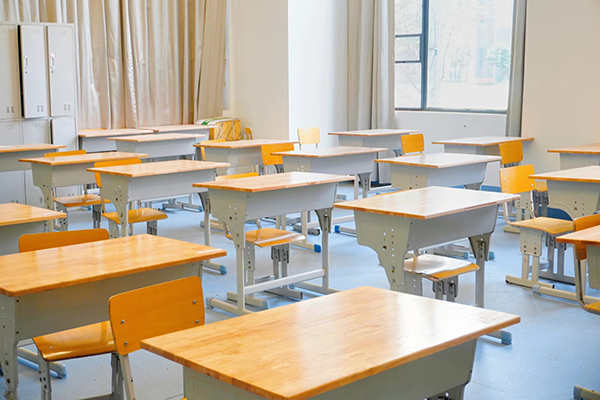 课室