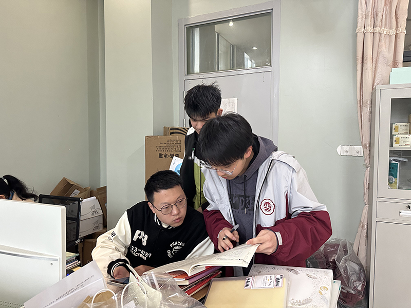 指導(dǎo)現(xiàn)場