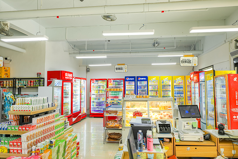 學(xué)校環(huán)境