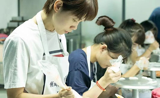 倾城拾光烘焙学校 倾城拾光烘焙学校