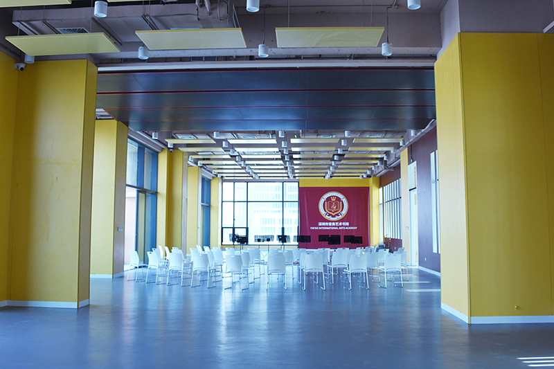 綜合藝術(shù)館 綜合藝術(shù)館