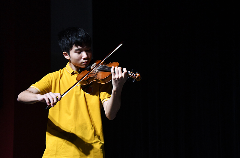 小提琴练习 小提琴练习