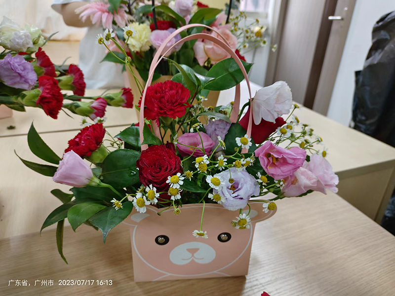 c35253ac-4b63-40fa-9ab1-bead9f80d104