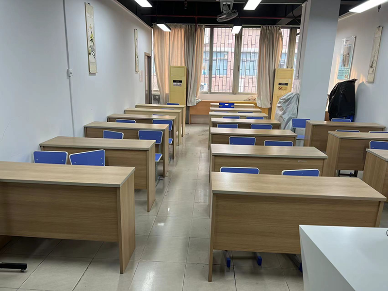 機構(gòu)環(huán)境