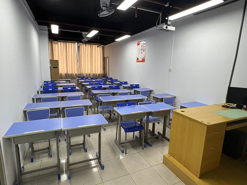 機構(gòu)環(huán)境